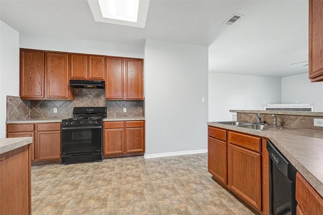 1827 Macondray Drive, Humble, TX 77396