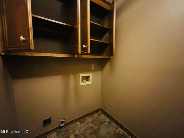 248 Kimbrough Drive, Jackson, MS 39204