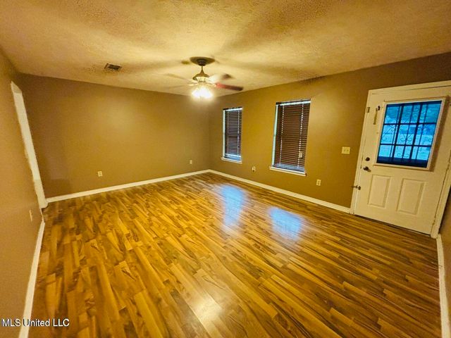 248 Kimbrough Drive, Jackson, MS 39204