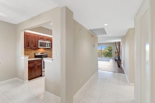 1603 Abaco Drive G4, Coconut Creek, FL 33066