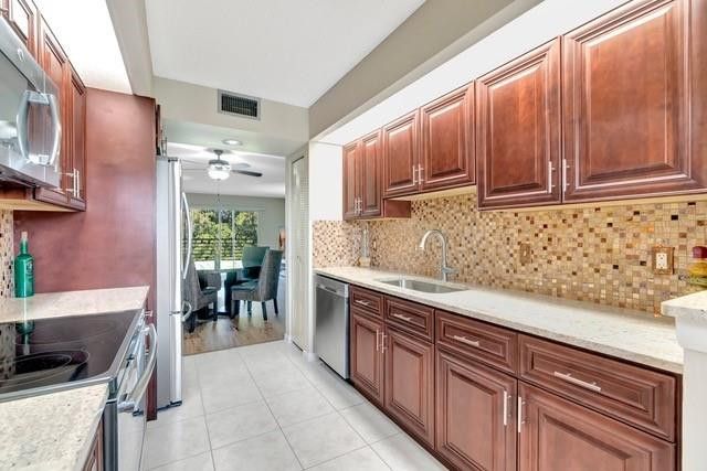 1603 Abaco Drive G4, Coconut Creek, FL 33066