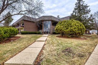 3N550 Crown Road 1, Elmhurst, IL 60126