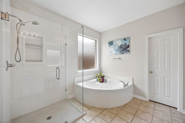 8010 Kings Court, Rowlett, TX 75089