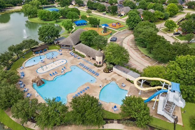 8010 Kings Court, Rowlett, TX 75089