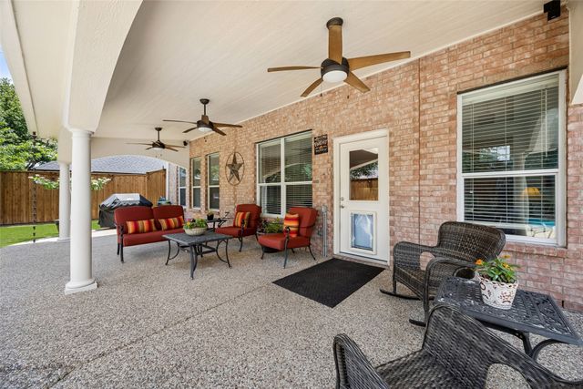 8010 Kings Court, Rowlett, TX 75089