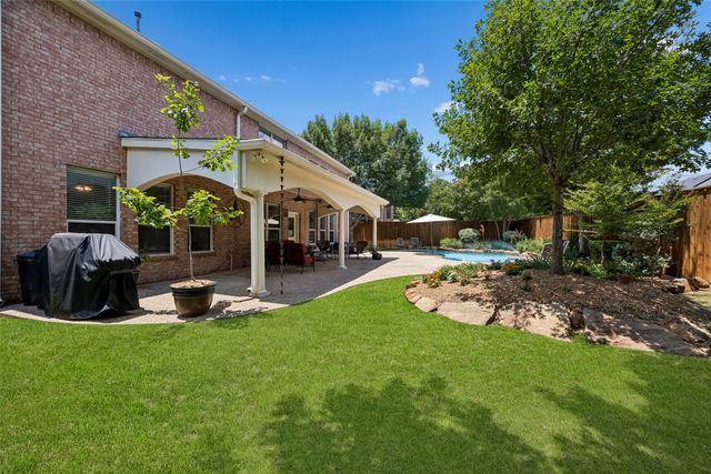 8010 Kings Court, Rowlett, TX 75089