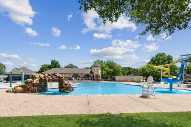8010 Kings Court, Rowlett, TX 75089