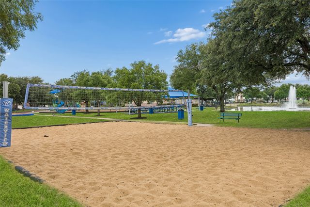 8010 Kings Court, Rowlett, TX 75089