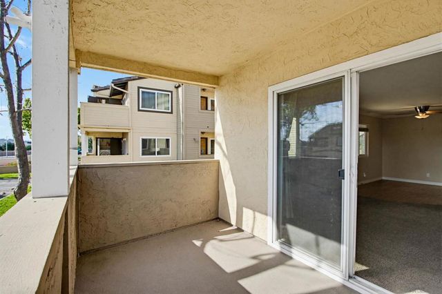 5033 Los Morros Way 55, Oceanside, CA 92057