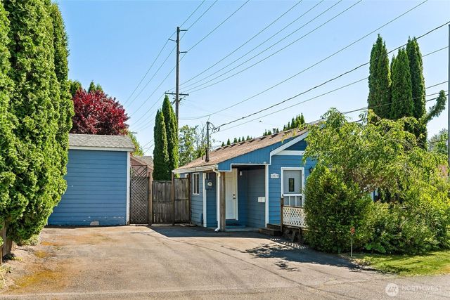1919 Jackson Avenue NW, Olympia, WA 98502