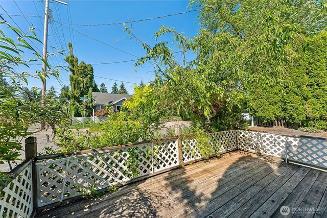 1919 Jackson Avenue NW, Olympia, WA 98502