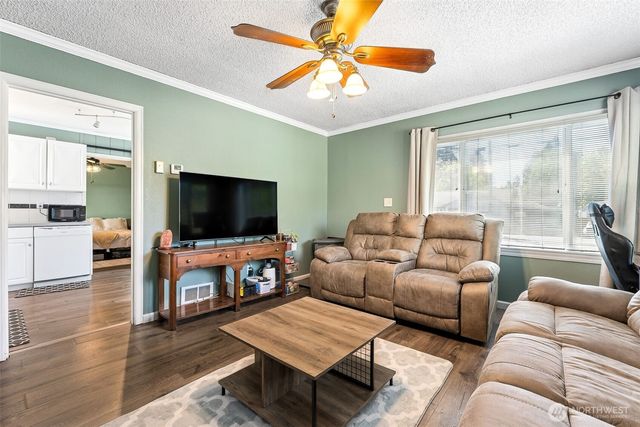 1919 Jackson Avenue NW, Olympia, WA 98502
