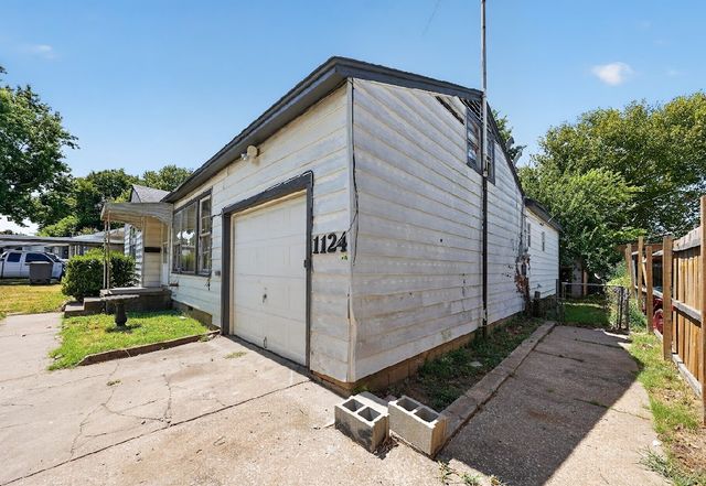 1124 N Canton Avenue, Tulsa, OK 74115