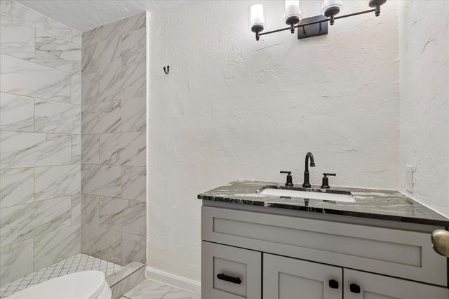 4201 Easter Avenue, Dallas, TX 75216