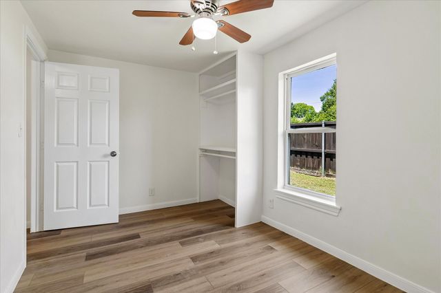 4201 Easter Avenue, Dallas, TX 75216