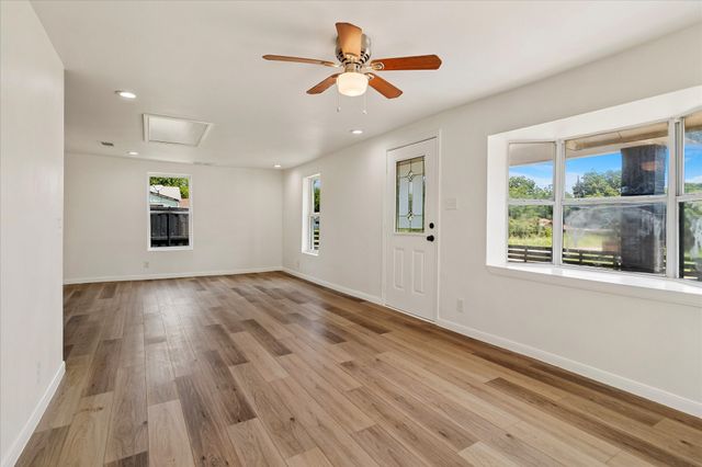 4201 Easter Avenue, Dallas, TX 75216