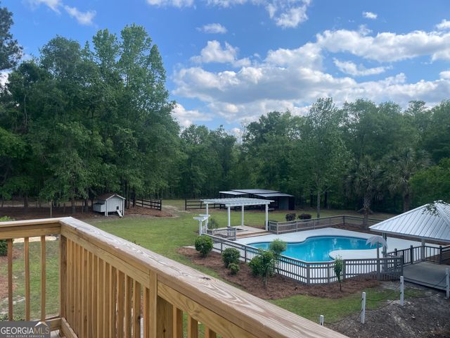 589 Old Mill Creek Road, Ellabell, GA 31308