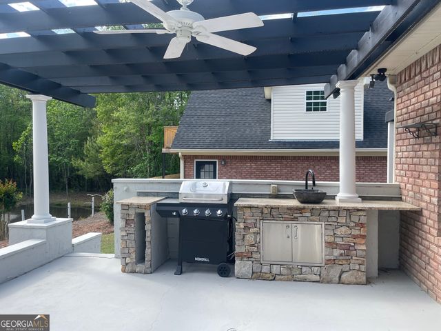 589 Old Mill Creek Road, Ellabell, GA 31308
