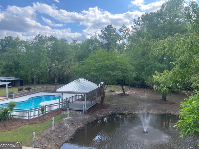 589 Old Mill Creek Road, Ellabell, GA 31308