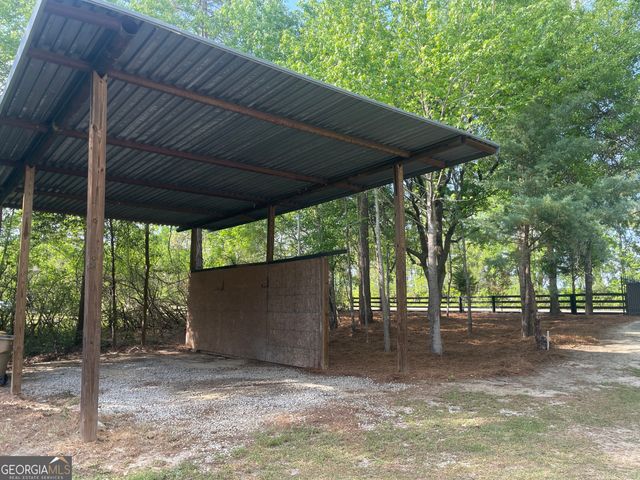 589 Old Mill Creek Road, Ellabell, GA 31308