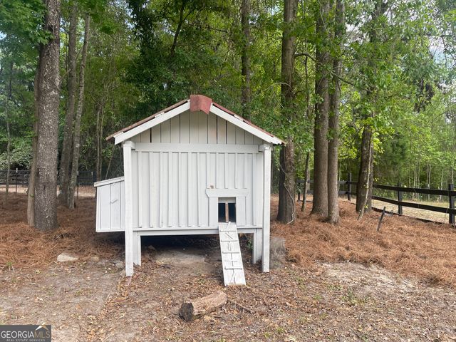 589 Old Mill Creek Road, Ellabell, GA 31308