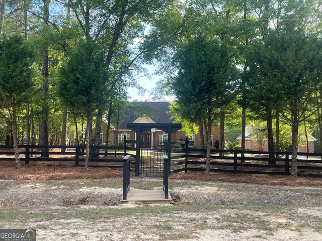 589 Old Mill Creek Road, Ellabell, GA 31308