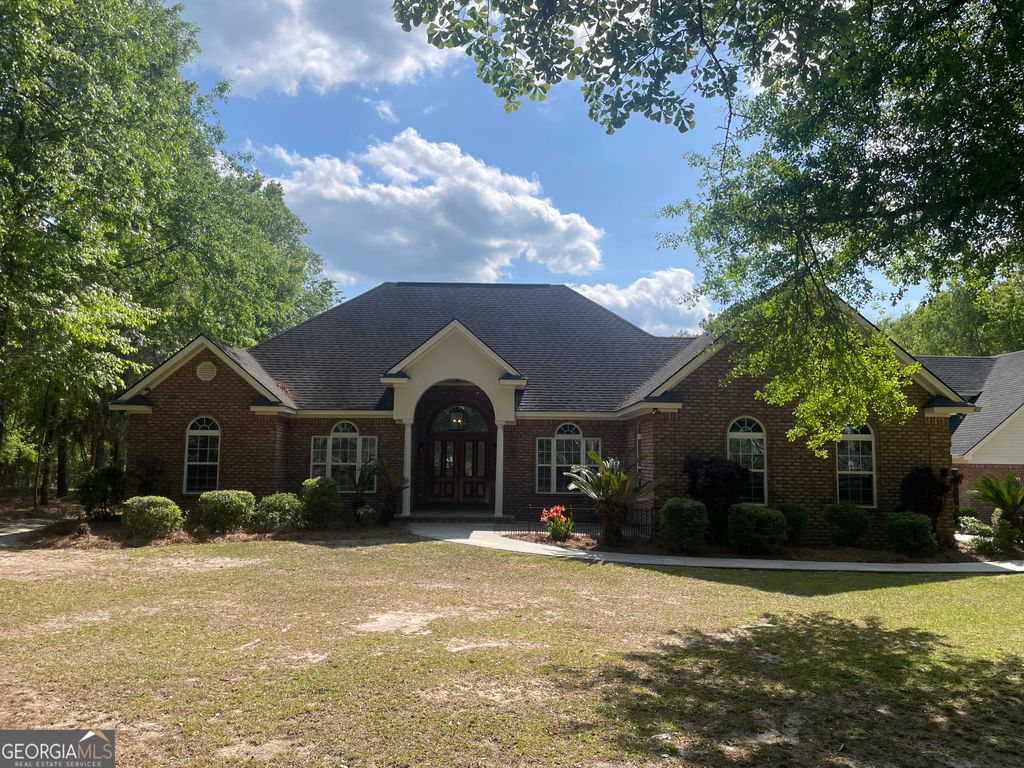 589 Old Mill Creek Road, Ellabell, GA 31308