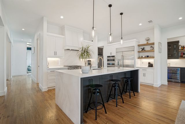 10226 Northlake Drive, Dallas, TX 75218