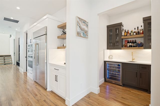 10226 Northlake Drive, Dallas, TX 75218