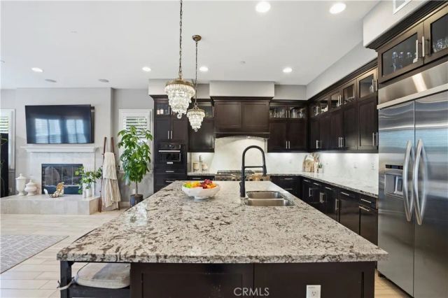 17491 Oakbluffs Lane, Huntington Beach, CA 92649