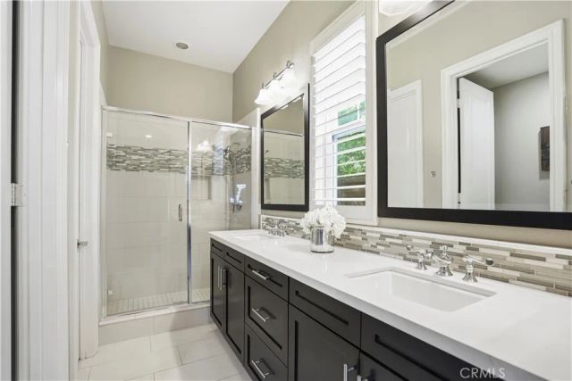 17491 Oakbluffs Lane, Huntington Beach, CA 92649