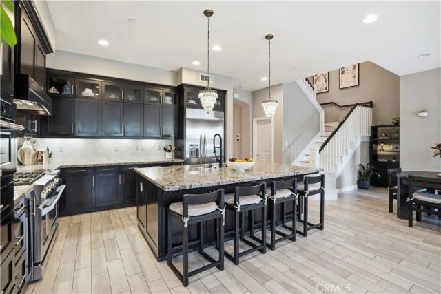 17491 Oakbluffs Lane, Huntington Beach, CA 92649