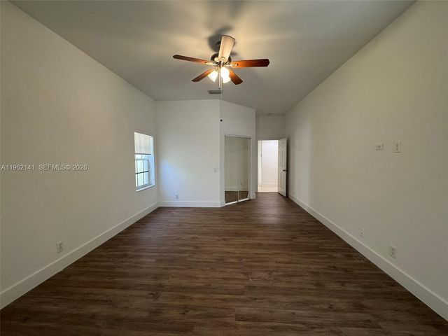 4273 Fox Ridge Dr, Weston, FL 33331