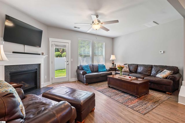 423 Hague Drive, Duncan, SC 29334