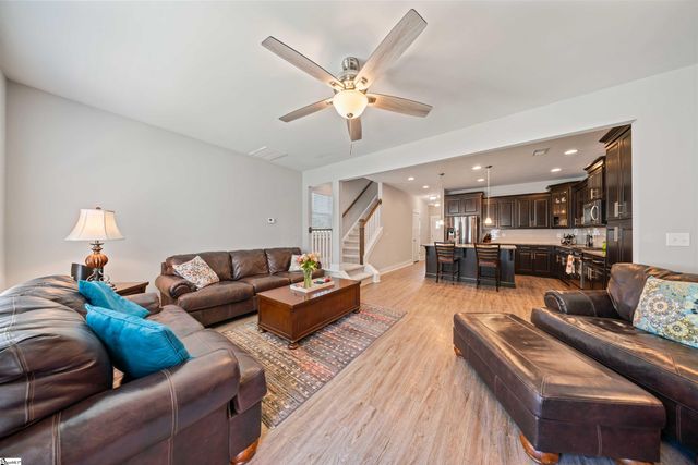 423 Hague Drive, Duncan, SC 29334