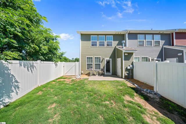 423 Hague Drive, Duncan, SC 29334