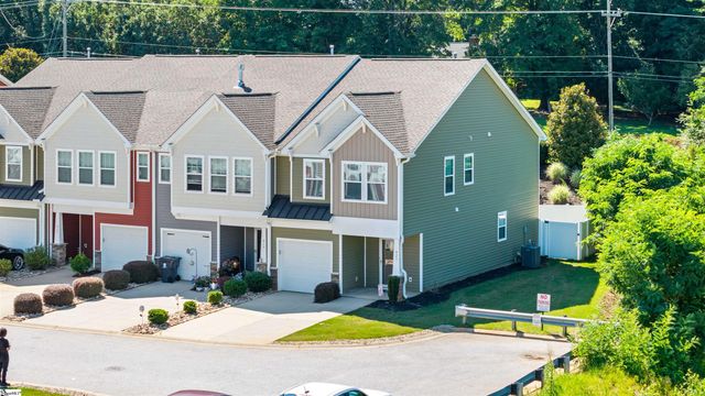 423 Hague Drive, Duncan, SC 29334