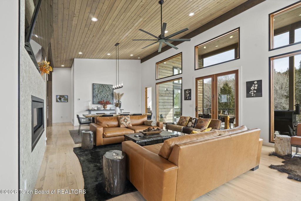 1735 OVERLOOK WAY Road, Victor, ID 83455 photo 9