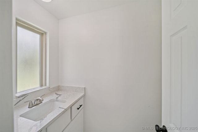 512 Cherokee Street, Cleveland, OK 74020