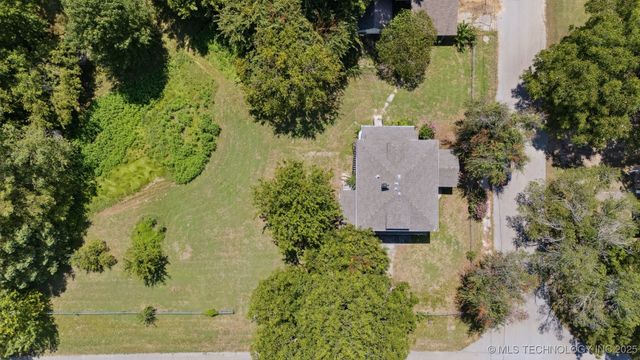 512 Cherokee Street, Cleveland, OK 74020