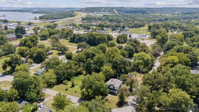 512 Cherokee Street, Cleveland, OK 74020