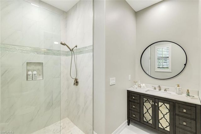 12371 Water Oak DR, Estero, FL 33928