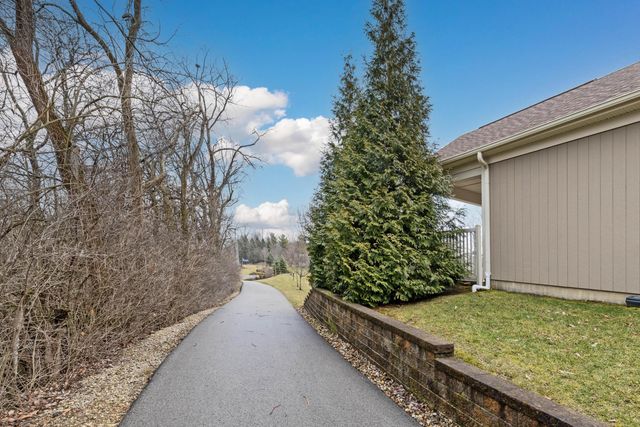 5518 Eventing Way, Hilliard, OH 43026