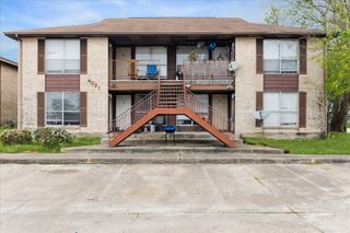 4021 Briar Hollow Drive, Dickinson, TX 77539