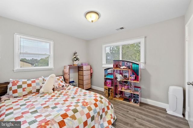 14313 RANDALL DR, Woodbridge, VA 22191