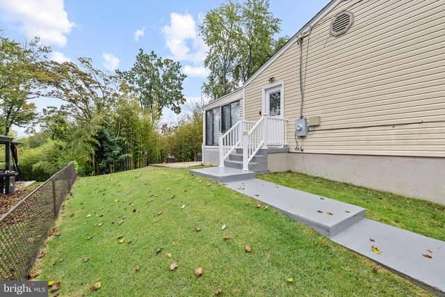 14313 RANDALL DR, Woodbridge, VA 22191