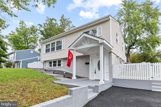 14313 RANDALL DR, Woodbridge, VA 22191