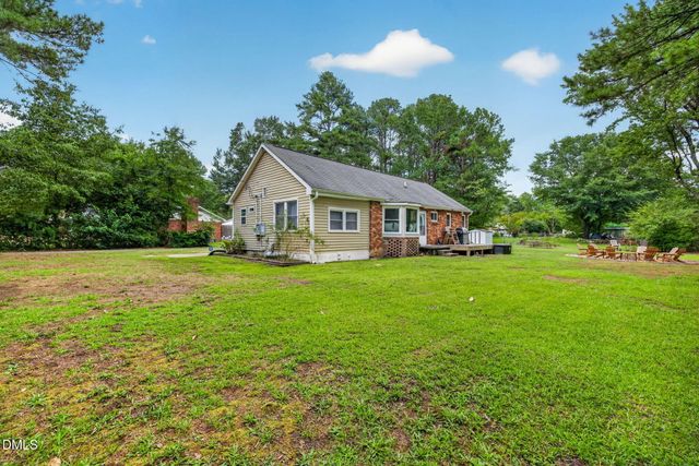 2820 Willow Court, Raleigh, NC 27610