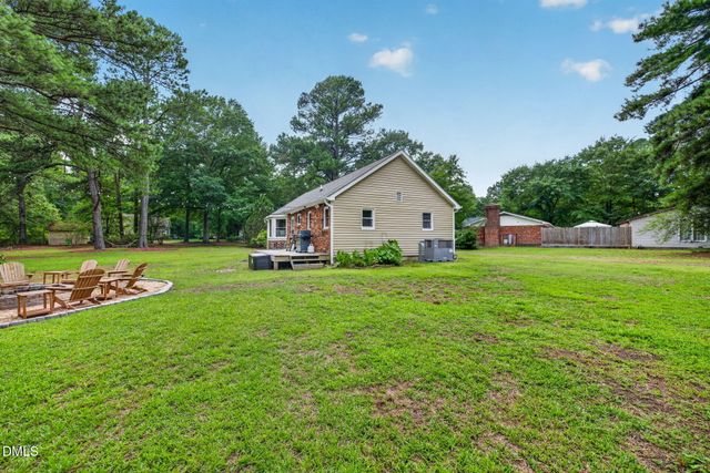 2820 Willow Court, Raleigh, NC 27610