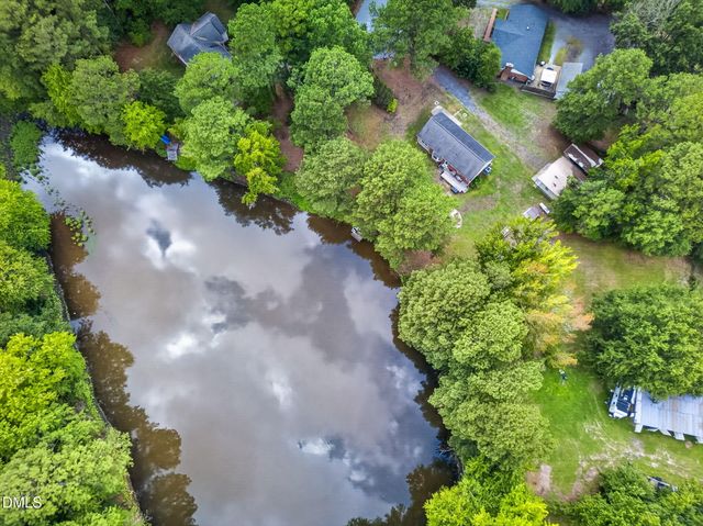 2820 Willow Court, Raleigh, NC 27610